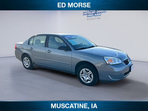 Used 2007 Chevrolet Malibu LS image 7
