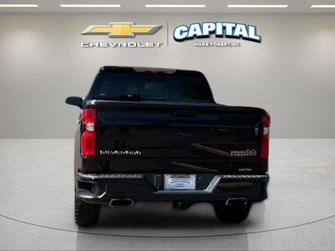 Used 2021 Chevrolet Silverado 1500 High Country w/ Technology Package image 4