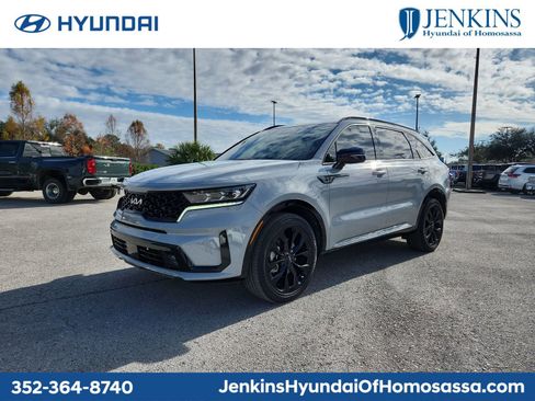 Used 2023 Kia Sorento SX image 1