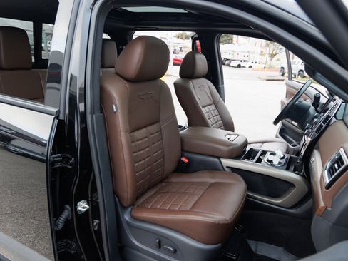 Used 2023 Nissan Titan Platinum Reserve w/ Moonroof Package image 55