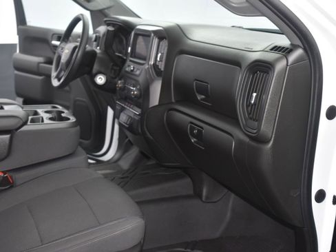 Used 2021 Chevrolet Silverado 1500 Custom image 16