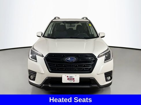 Used 2024 Subaru Forester Premium image 2