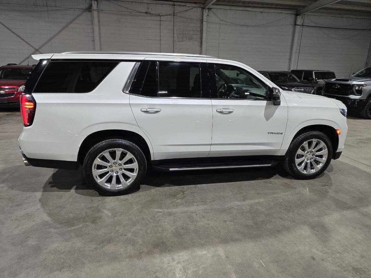 Used 2021 Chevrolet Tahoe Premier AWD/4WD image 14