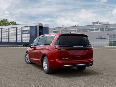 New 2027 Chrysler Pacifica Select FWD image 3