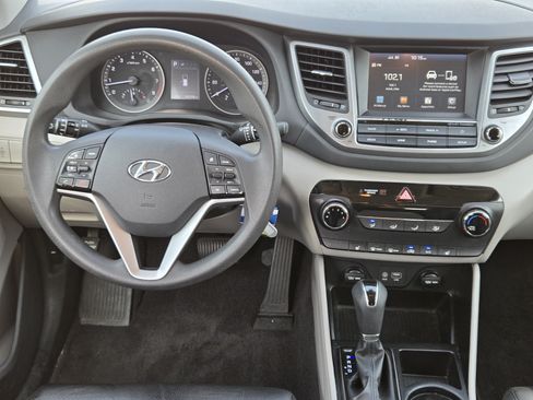 Used 2018 Hyundai Tucson SEL FWD image 22