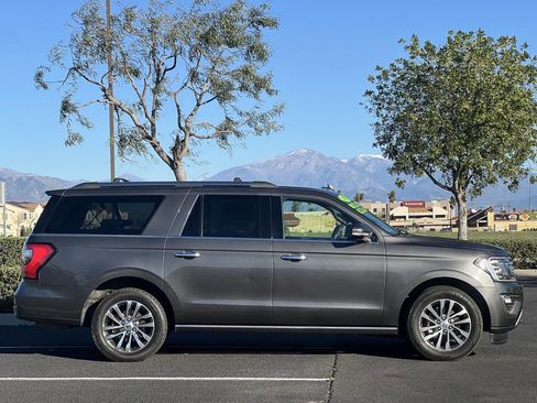 Used 2018 Ford Expedition Max Limited w/ Equipment Group 301A image 7