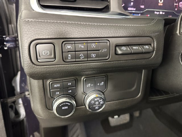 Used 2022 GMC Yukon Denali AWD/4WD image 18