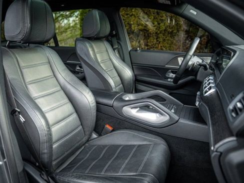 Used 2022 Mercedes-Benz GLS 450 4MATIC image 39