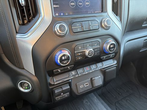 Certified 2023 GMC Sierra 2500 SLE w/ SLE Value Package; image 21