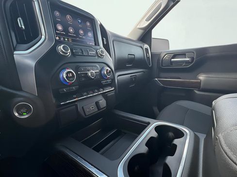 Used 2022 GMC Sierra 1500 Elevation w/ Driver Alert Package I image 56