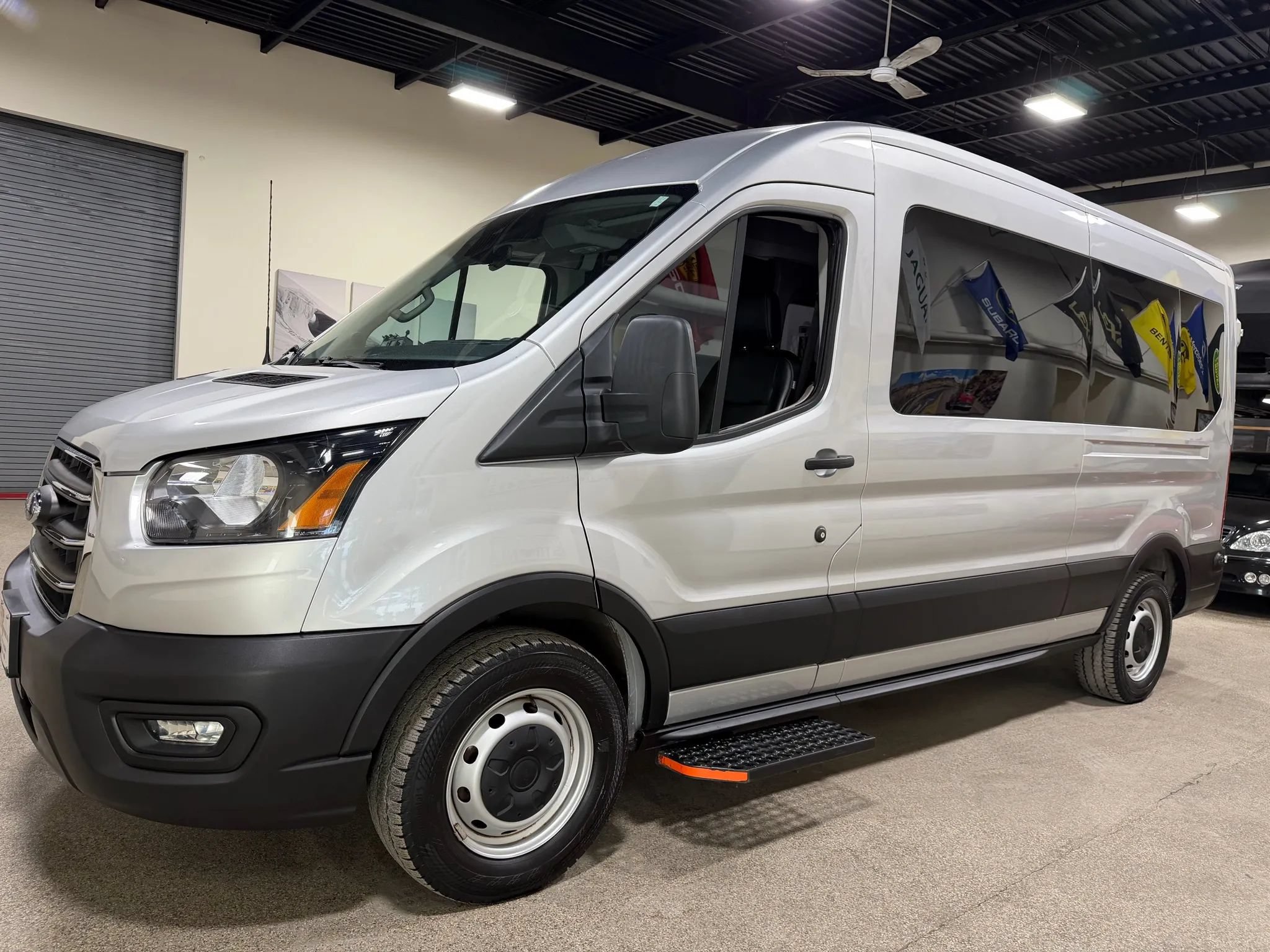 Used 2020 Ford Transit 250 Medium Roof RWD image 11
