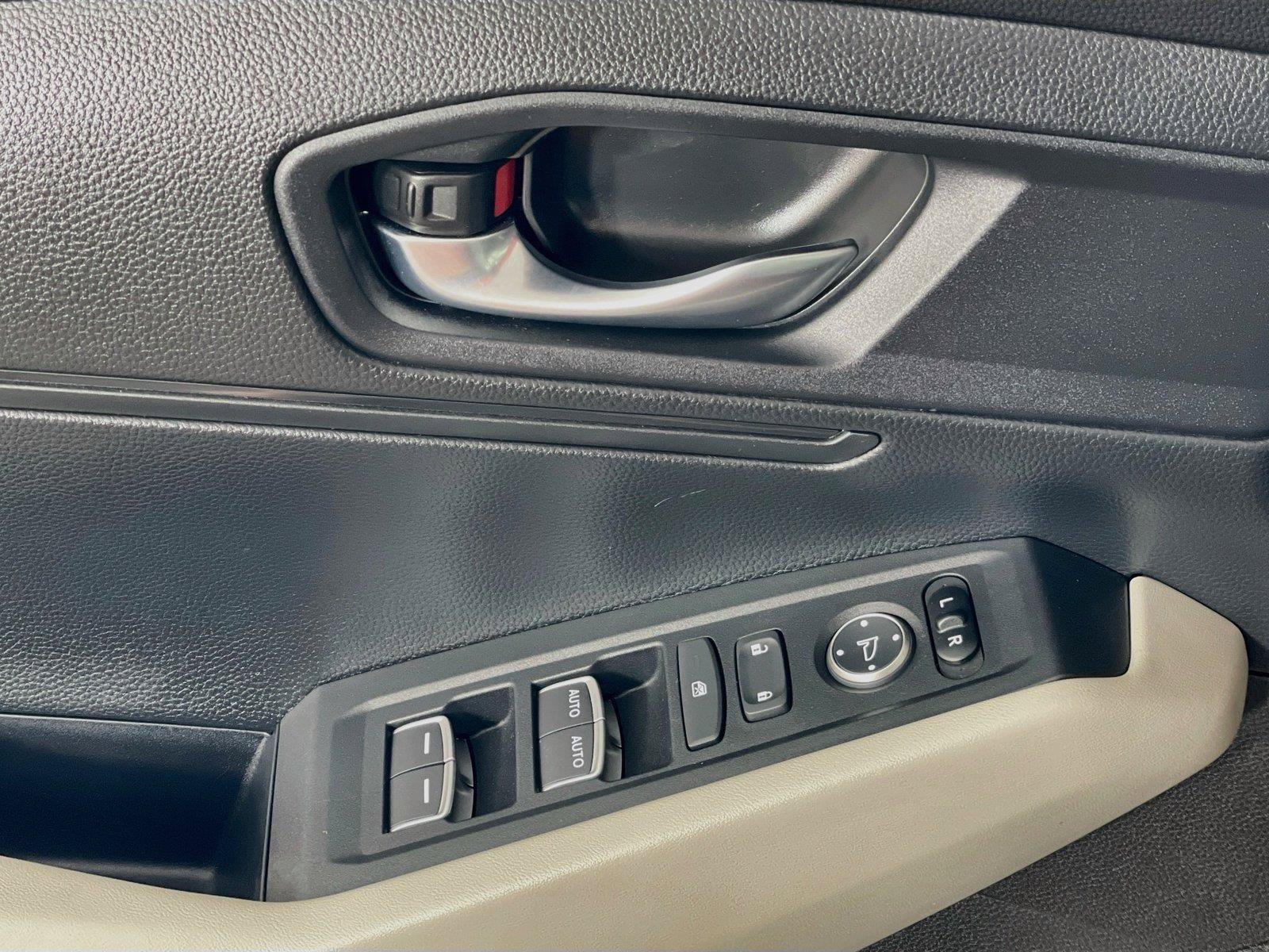 Certified 2025 Honda Accord LX image 21