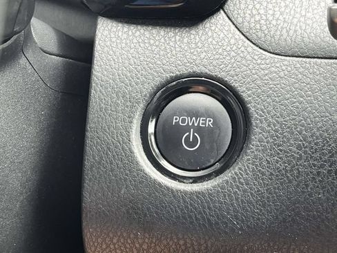 Used 2025 Toyota Camry LE FWD image 32