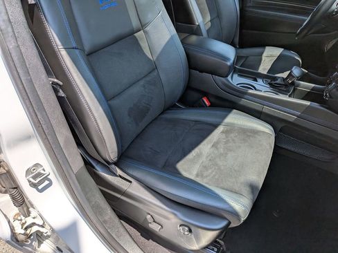 Used 2022 Dodge Durango R/T w/ Tow 'N Go Package AWD/4WD image 35