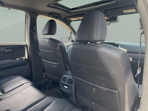 Used 2022 Honda Pilot TrailSport image 49