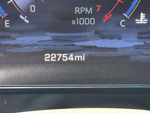Used 2026 Chevrolet Suburban LT w/ Comfort Package AWD/4WD image 20