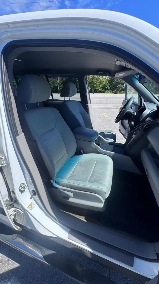Used 2015 Honda Pilot LX image 12
