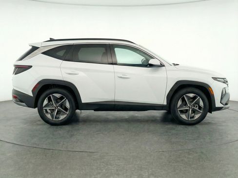Used 2025 Hyundai Tucson SEL FWD image 18