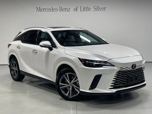Used 2023 Lexus RX 350 Premium w/ Accessory Package image 8