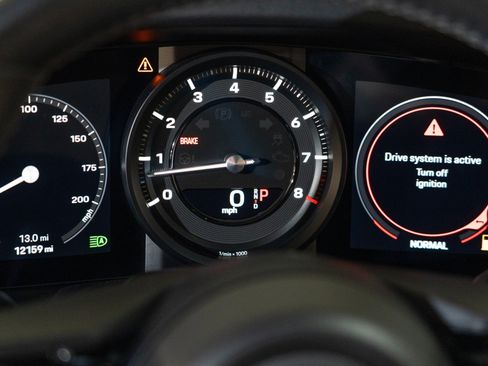 Certified 2022 Porsche 911 Carrera 4S AWD/4WD image 19