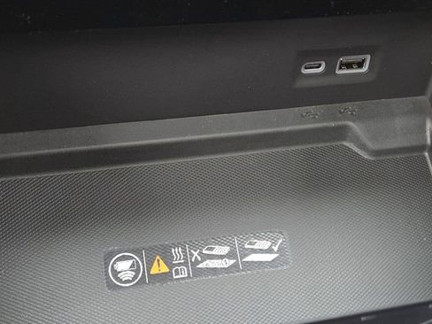 New 2026 GMC Yukon XL Elevation w/ Elevation Premium Package image 9