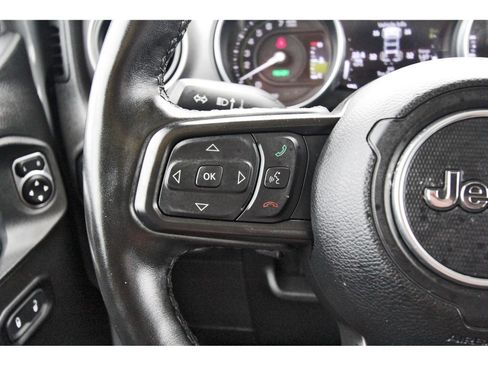 Used 2023 Jeep Wrangler Unlimited w/ Cold Weather Group AWD/4WD image 19
