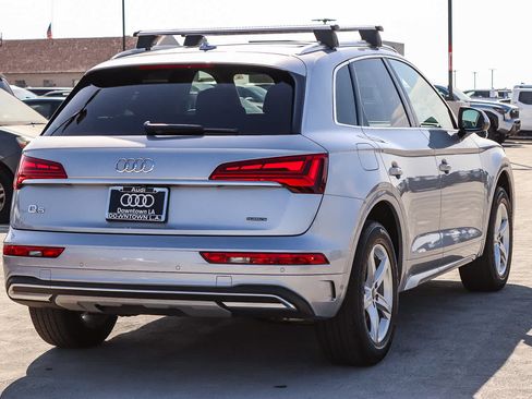 Used 2022 Audi Q5 Premium AWD/4WD image 4