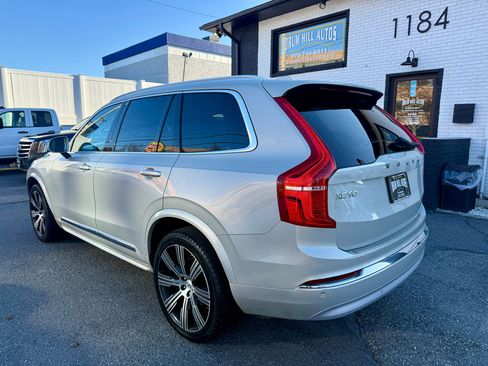 Used 2022 Volvo XC90 T6 Inscription w/ Advanced Package image 3