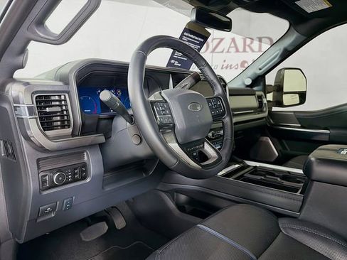 Certified 2025 Ford F350 Platinum w/ FX4 Off-Road Package AWD/4WD image 11