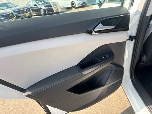 New 2025 Volkswagen Taos S image 11