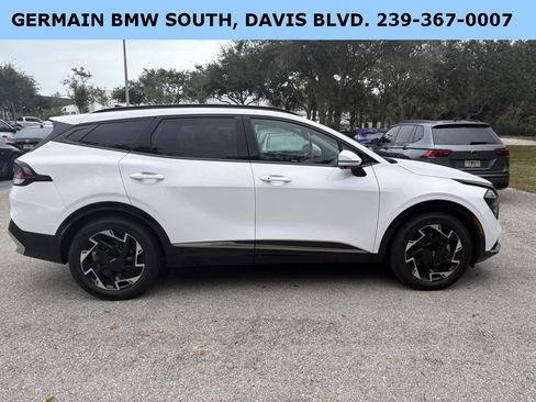 Used 2023 Kia Sportage SX image 9