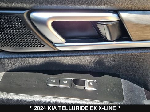 Used 2024 Kia Telluride EX X-Line AWD/4WD image 36