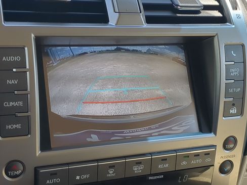 Used 2020 Lexus GX 460 Premium w/ Premium Package AWD/4WD image 19