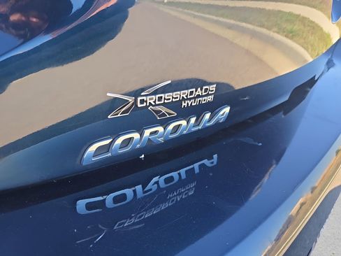 Used 2020 Toyota Corolla XSE image 9