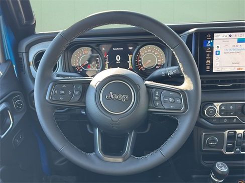 New 2026 Jeep Gladiator Sport image 25