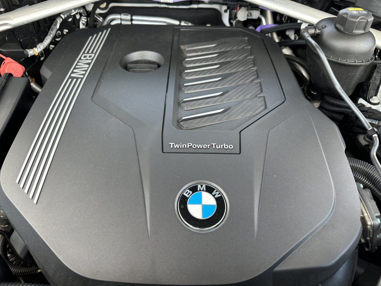 Used 2023 BMW X5 xDrive40i w/ Premium Package AWD/4WD image 11