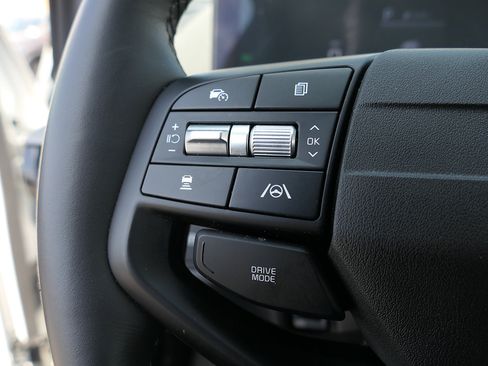 Certified 2026 Kia Sportage LX FWD image 14