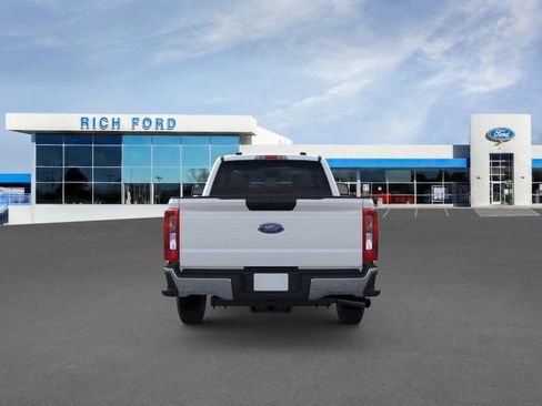 New 2026 Ford F250 XL w/ XL Chrome Package AWD/4WD image 9