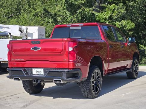 Used 2025 Chevrolet Silverado 1500 LT Trail Boss w/ LT Trail Boss Premium Package AWD/4WD image 8