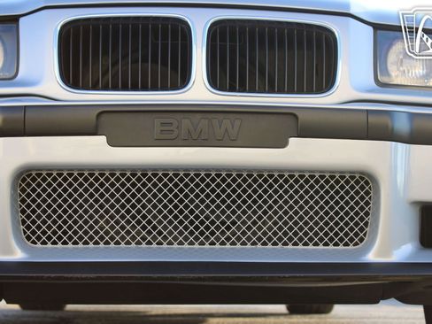 Used 1995 BMW M3 Coupe image 28