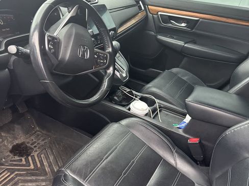 Used 2019 Honda CR-V Touring image 6