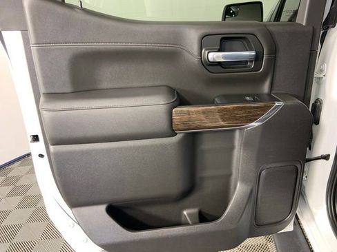 Used 2022 GMC Sierra 1500 Elevation w/ LPO, Elevation Black Package RWD image 16