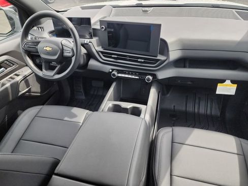 New 2024 Chevrolet Silverado EV W/T image 26