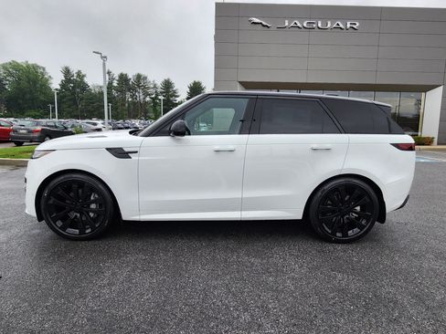 New 2026 Land Rover Range Rover Sport Dynamic SE AWD/4WD image 5