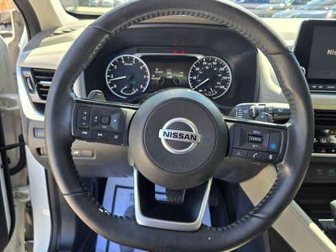 Used 2021 Nissan Rogue SL AWD/4WD image 18