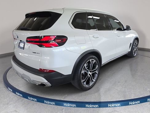 Used 2024 BMW X5 sDrive40i w/ Premium Package image 7