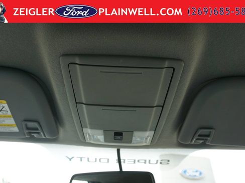 Used 2016 Ford F250 Lariat w/ Chrome Package AWD/4WD image 34
