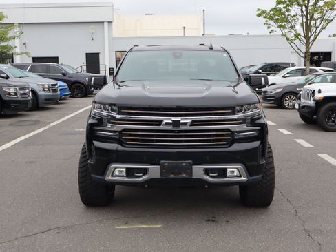 Used 2019 Chevrolet Silverado 1500 High Country w/ Technology Package AWD/4WD image 15