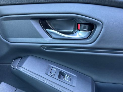 Certified 2025 Honda Accord Sport image 21