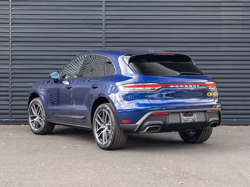 Certified 2026 Porsche Macan image 3